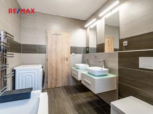 Prodej bytu 2+kk, České Budějovice, České Vrbné, 77 m2