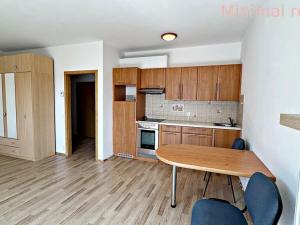 Pronájem bytu 1+kk, Židlochovice, Cukrovarská, 40 m2