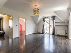 Prodej bytu 3+kk, Nupaky, U Školky, 73 m2