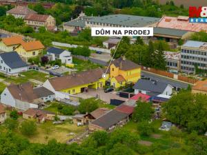 Prodej činžovního domu, Černčice, Husova, 732 m2