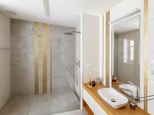 Prodej kanceláře, Čestlice, 1138 m2