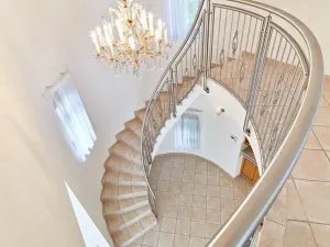 Pronájem vily, Praha, 243 m2