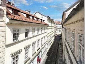 Pronájem bytu 4+1, Praha - Malá Strana, 170 m2