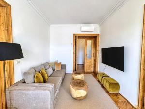 Pronájem bytu 5+1, Praha - Vinohrady, náměstí Míru, 172 m2