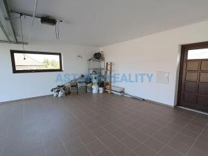 Pronájem rodinného domu, Trnová, 370 m2