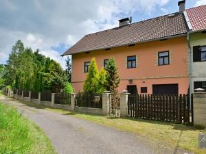 Prodej rodinného domu, Valkeřice, 270 m2