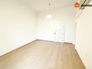 Pronájem kanceláře, Ostrava, Smetanovo náměstí, 59 m2