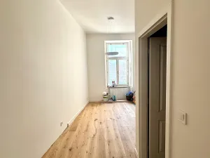 Prodej bytu 1+1, Praha - Smíchov, Holečkova, 36 m2