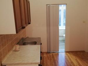 Pronájem bytu 2+1, Liberec - Liberec VII-Horní Růžodol, Kollárova, 60 m2