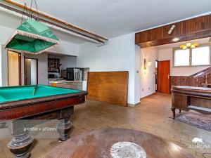 Prodej vícegeneračního domu, Manětín, 329 m2