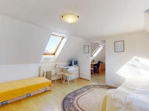 Prodej rodinného domu, Loket, 261 m2