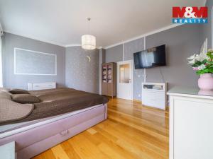 Prodej rodinného domu, Karlovy Vary - Hůrky, Motýlí, 244 m2