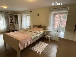 Prodej vícegeneračního domu, Lhenice, Netolická, 400 m2