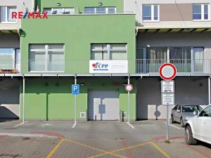 Pronájem garážového stání, Kolín, Antonína Dvořáka, 15 m2