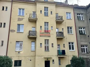 Prodej podílu rodinného domu, Praha - Hloubětín, Poděbradská, 645 m2