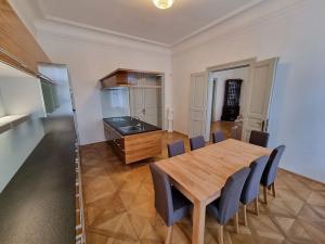 Pronájem bytu 3+1, Praha - Nové Město, Jungmannovo náměstí, 129 m2