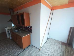 Prodej bytu 2+1, Chomutov, Skalková, 60 m2