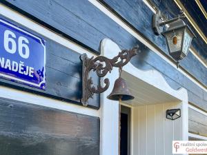 Prodej rodinného domu, Cvikov - Naděje, 210 m2