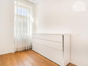 Prodej bytu 3+kk, Praha - Smíchov, Grafická, 69 m2