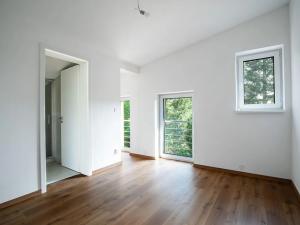 Pronájem rodinného domu, Kamenice, 183 m2