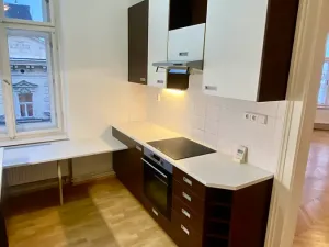 Pronájem bytu 2+1, Brno, Jana Uhra, 73 m2