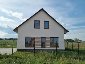 Prodej rodinného domu, Žatec, Žateckých letců, 156 m2
