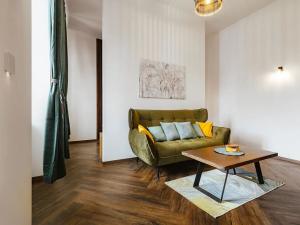 Prodej bytu 1+kk, Horní Planá, Náměstí, 39 m2