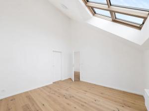 Prodej bytu 2+kk, Praha - Holešovice, Veverkova, 51 m2