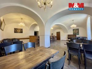 Pronájem restaurace, Blatná, náměstí Míru, 300 m2