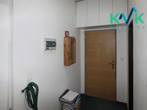 Pronájem kanceláře, Karlovy Vary, K. Čapka, 60 m2