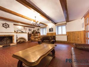 Prodej rodinného domu, Křemže, 450 m2