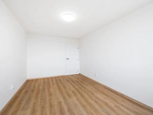 Prodej bytu 3+kk, Praha - Prosek, Vysočanská, 82 m2