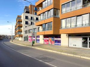 Prodej obchodního prostoru, Praha - Holešovice, Jateční, 244 m2