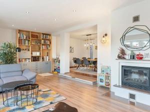 Pronájem rodinného domu, Praha - Kbely, Divišova, 187 m2