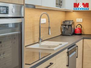 Prodej bytu 3+1, Praha - Hlubočepy, Gabinova, 69 m2