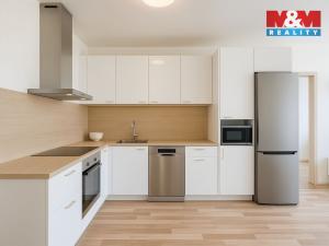 Pronájem bytu 3+1, Praha - Uhříněves, Oty Bubeníčka, 68 m2