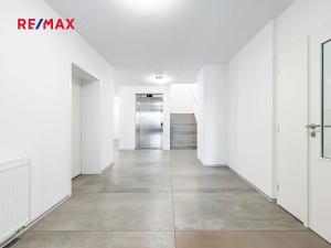 Prodej bytu 3+kk, Horoměřice, Karla IV., 80 m2