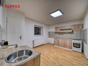 Pronájem bytu 2+kk, Kolín, Ovčárecká, 67 m2