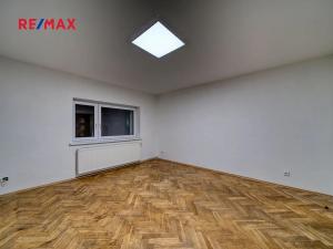 Pronájem bytu 2+kk, Kolín, Ovčárecká, 67 m2