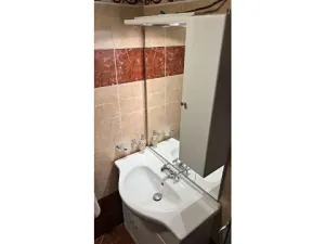 Prodej bytu 2+1, Praha - Kobylisy, Frýdlantská, 45 m2