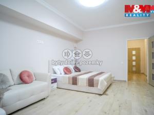 Pronájem bytu 1+1, Karlovy Vary, Jateční, 40 m2