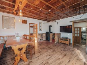 Prodej chalupy, Volary, 240 m2