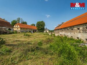 Prodej komerčního pozemku, Zvoleněves, 18484 m2