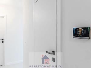 Prodej rodinného domu, Praha - Komořany, Pod lesem, 175 m2