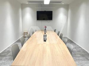 Pronájem kanceláře, Praha - Holešovice, Dělnická, 441 m2