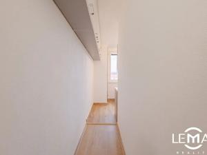 Prodej bytu 3+1, Velká Bystřice, Nádražní I, 68 m2