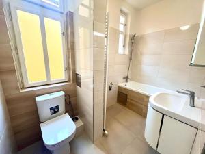 Pronájem bytu 2+kk, Praha - Nové Město, U půjčovny, 37 m2