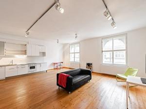 Pronájem bytu 2+kk, Praha - Bubeneč, Jilemnického, 70 m2