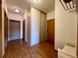 Pronájem bytu 3+kk, Praha - Čakovice, Bermanova, 81 m2