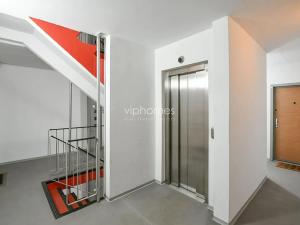 Pronájem bytu 2+kk, Praha - Řepy, Nevanova, 44 m2